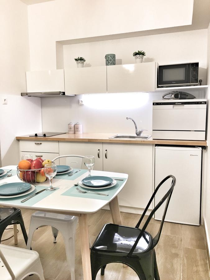 Athina Apartments Athens Bilik gambar